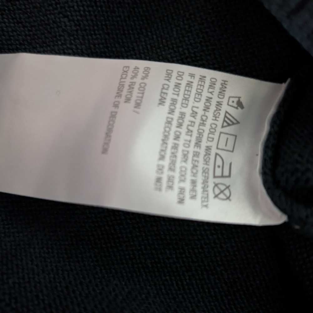 Joan Rivers Forest Green V-Neck Sweater with Rhinestone & Pearl Detail XS - Picture 5 of 5